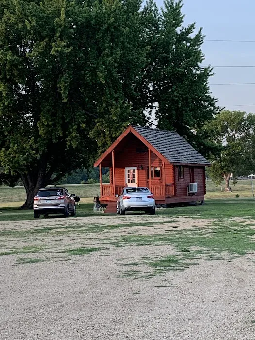 Outdoors Inn Campground 0