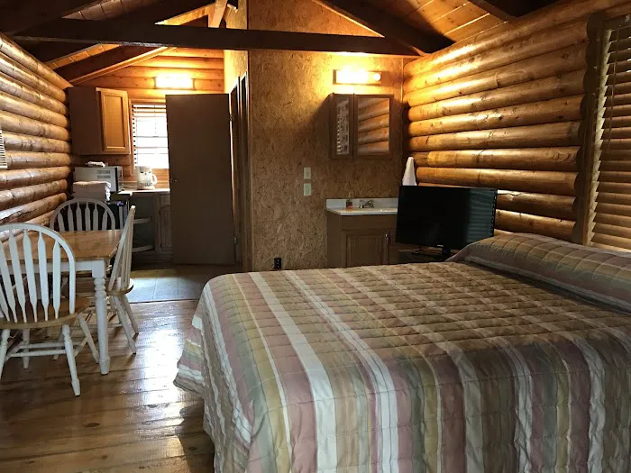 Lakeview Lodge On Lake Fork 0
