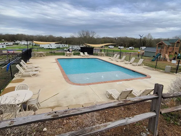 Canton KOA Holiday 0