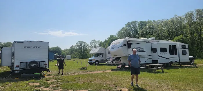 Grumpy's Out-back Campground 7