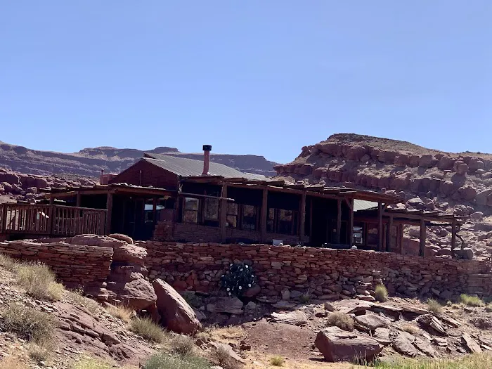 Base Camp Adventure Lodge 3