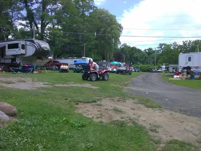DJ's Campground 4