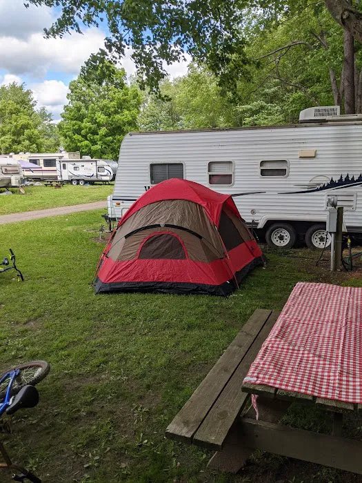 The Great Outdoors Family Campground 6