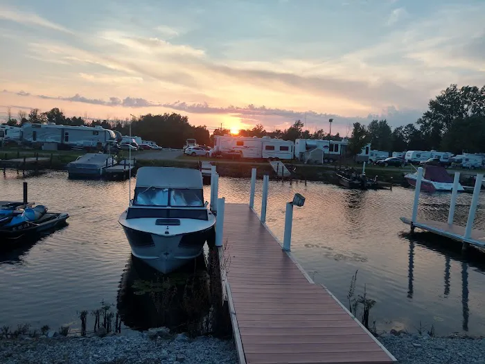 Sleepy Oaks RV Campground 0