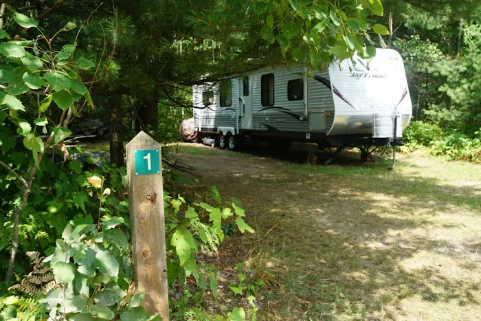 Rustic Rafters Cabins & Camping 5