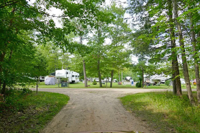 Warblers Cove Campground & RV Resorts 2