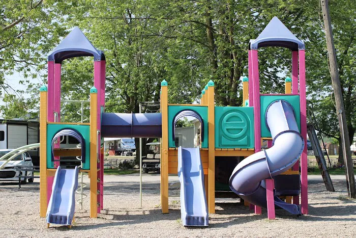 Huggy Bear Campground 4