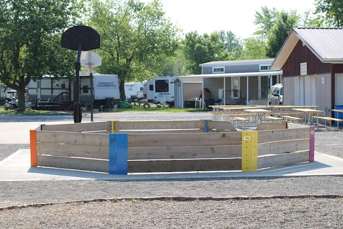 Huggy Bear Campground 6