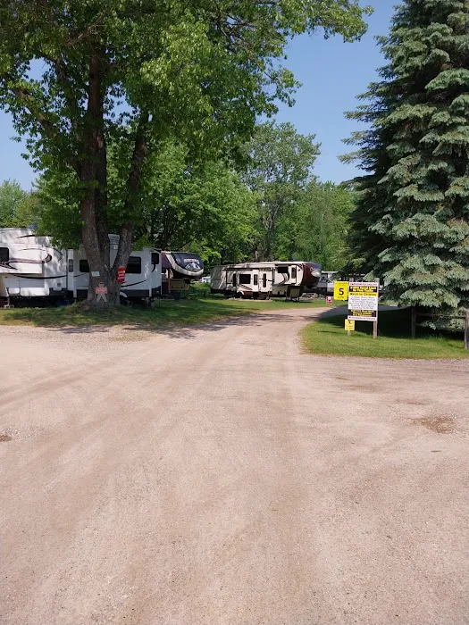 Artesia Beach Campground and Marina 4