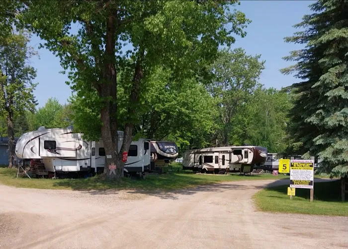 Artesia Beach Campground and Marina 6