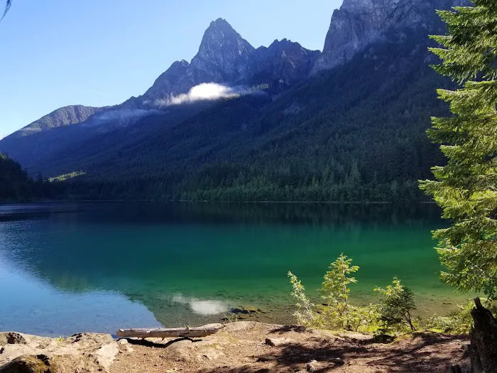 Hozomeen Lake Campground 9