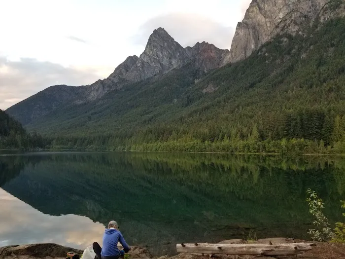 Hozomeen Lake Campground 8