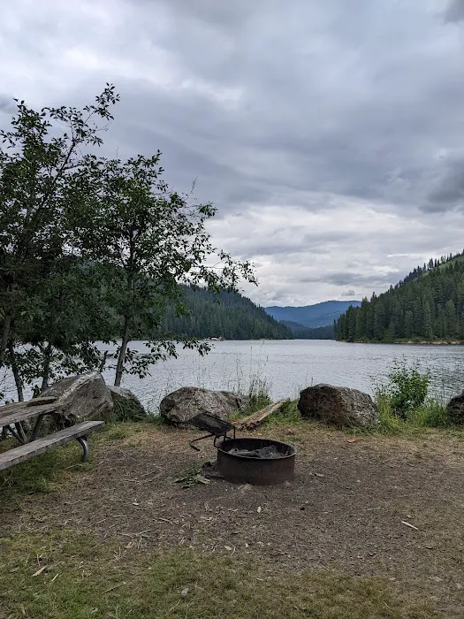 Dworshak Reservoir Grandad Campground 7