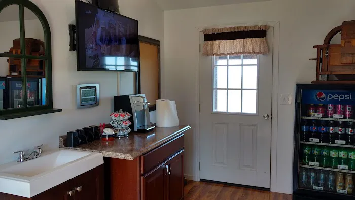 Seubert RV Park & Guesthouse 2