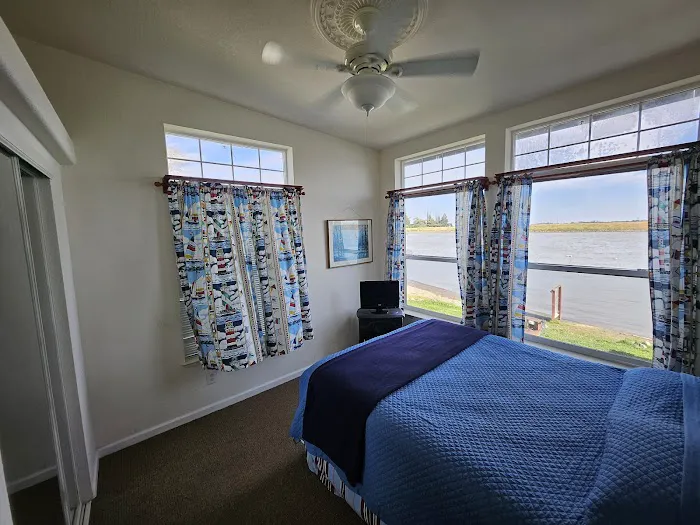 Great Room Bungalow 0