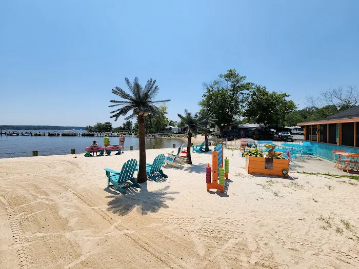 Charlestown Manor Beach And Campground 3