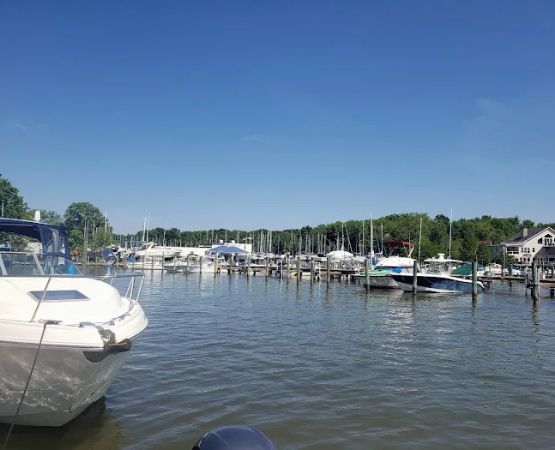 Charlestown Manor Beach And Campground