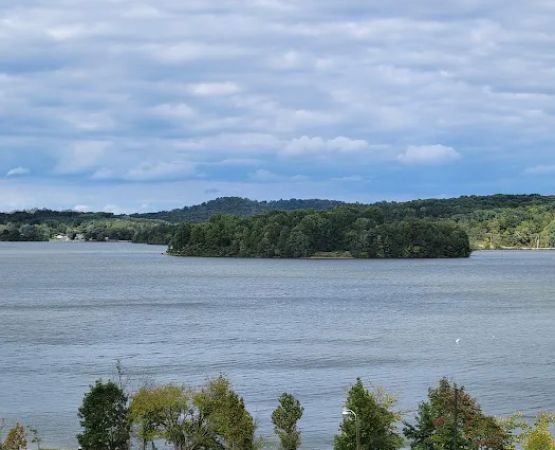 Seneca Lake Park