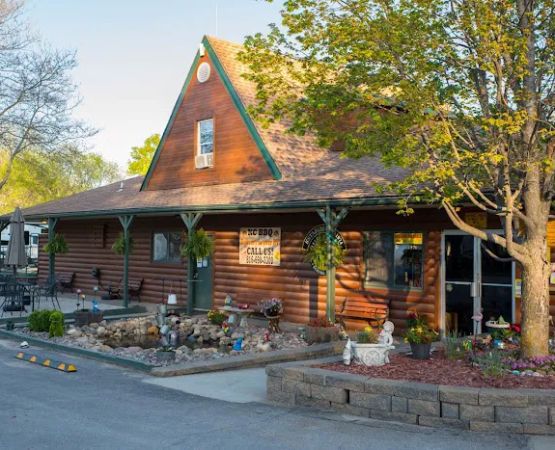 Kansas City East / Oak Grove KOA Holiday