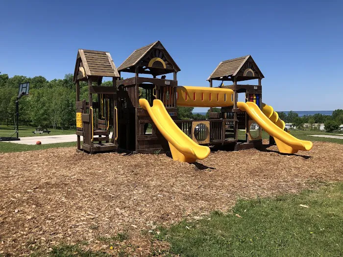 Lakeview RV Park and Cabins 6