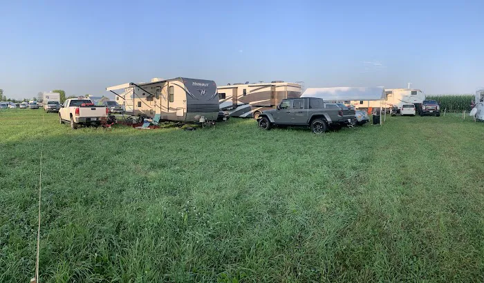Relleumtdats Airventure Campground 4