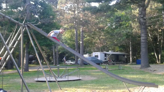 Camp Holiday Campground 4