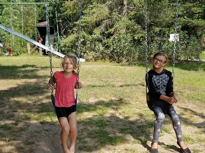 Rabls Pinequilizer Campground & Mobile Park 6