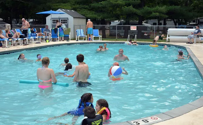 Pineland Camping Park 3