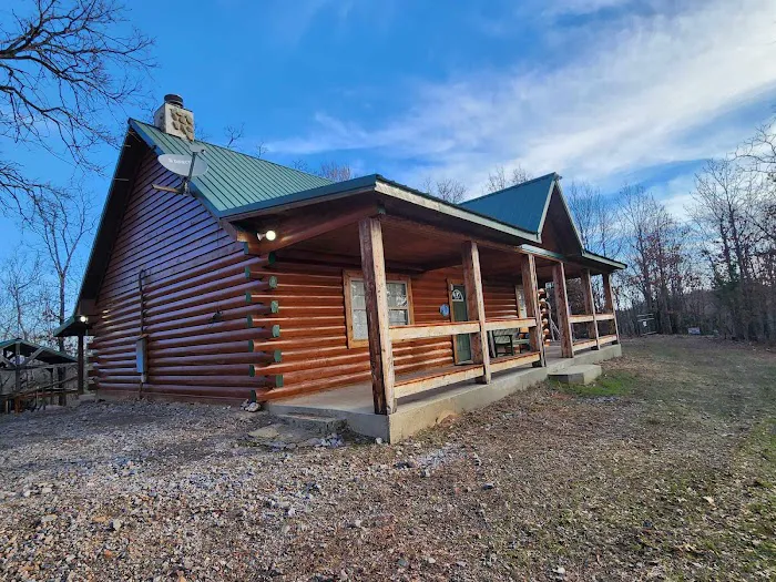 Screaming Eagle Cabins 7