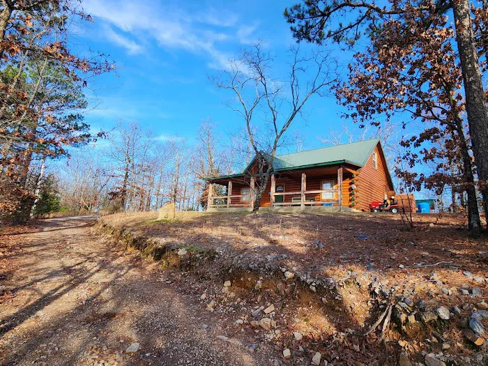 Screaming Eagle Cabins 9
