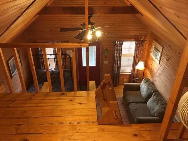 Hanson's Camp Wolf Creek 5