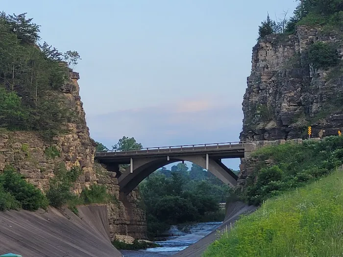 Pulpit Rock Campground 0