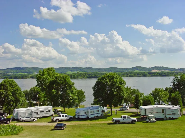 Neshonoc Lakeside Campground 4