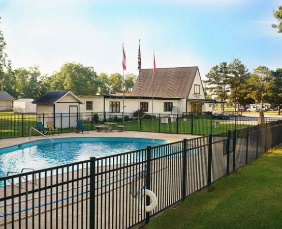 Southern Trails RV Resort
