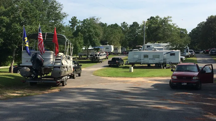 Camp Delta RV Park & Cabins 7