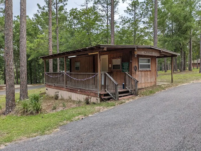 Citronelle Lakeview RV Park 1