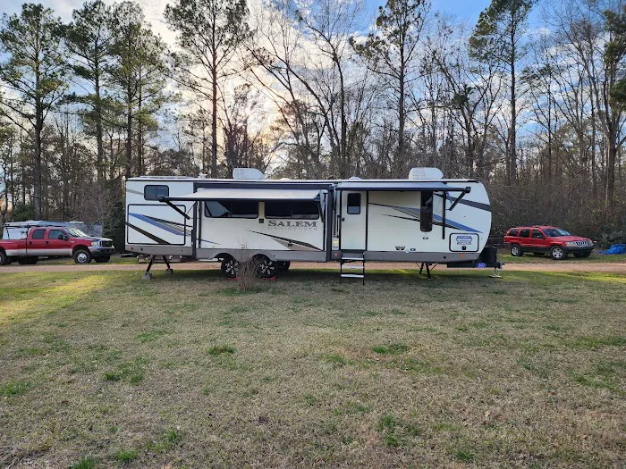 Waterside Camper Rentals 1