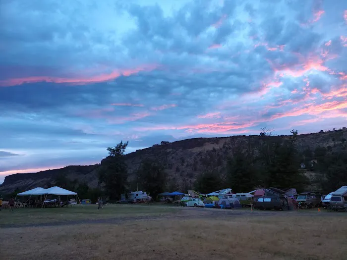 Oasis Riverview campground 3
