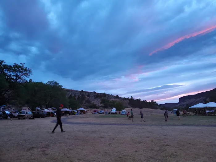 Oasis Riverview campground 4