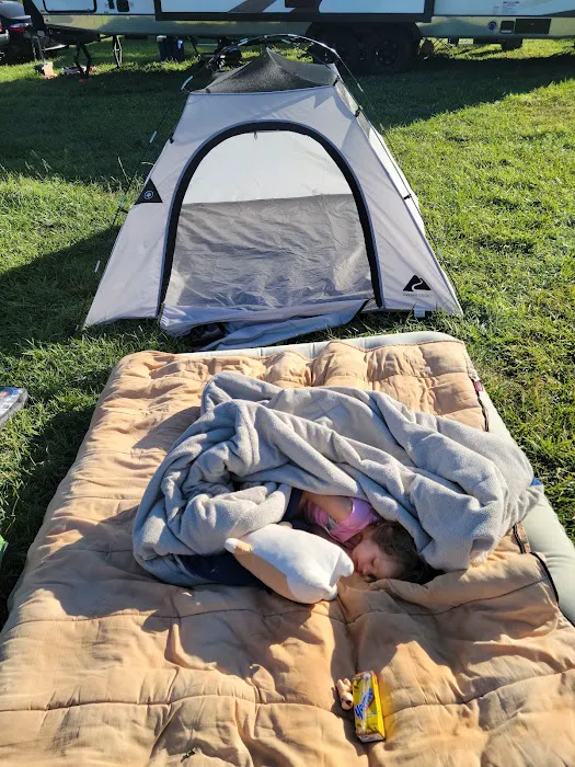 Oasis Riverview campground 6