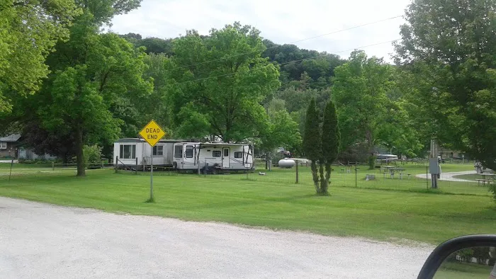 Bluffton Resort and Bar 2