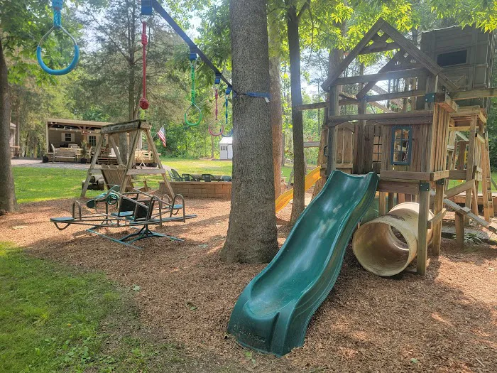 Glamping Clear Spring Maryland 3-Cabin Campground 4