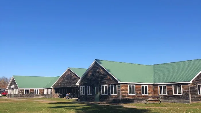 Twin Ponds Lodge 0