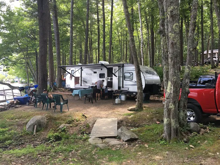 Lake Pemaquid Camping 9
