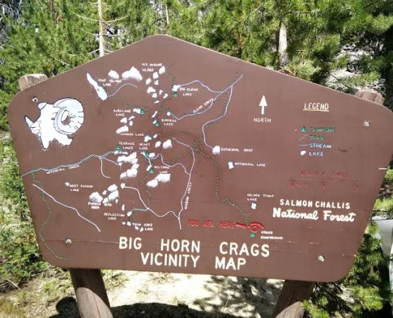 Crags Campground Complex