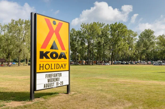 Monroe Co. / Toledo North KOA Holiday 7