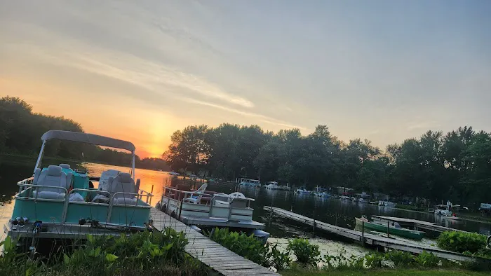 Story Lake Resort 2