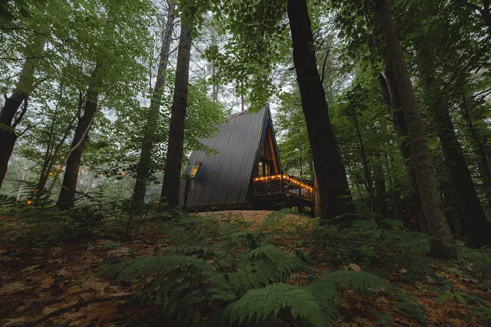 Desert of Maine - Cabins & Glamping 9