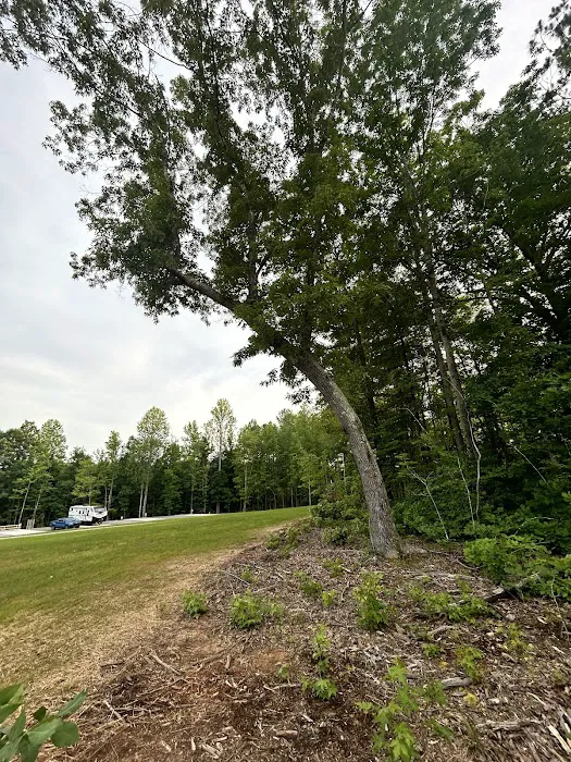 2 Lakes RV Resort 7