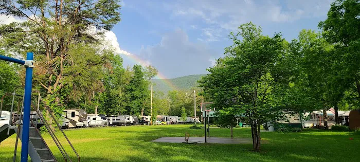 Sunsational Family Campground 3